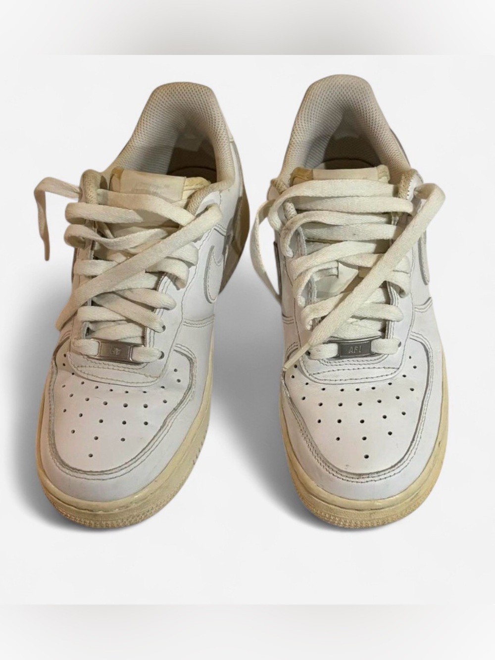 Nike Women Athletic Sneakers-Classic Low-Top . White